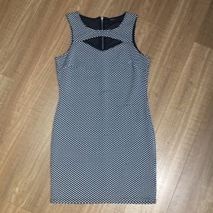 Dex dress size L